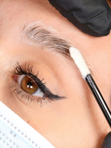 BrowSculpt Duo Laminierung BrowSculpt BrowSculpt Duo Die BrowSculpt Duo-Cremes sind unsere branchenweit anerkannten Produkte zur Augenbrauenlaminierung und sind ausschließlich für ausgebildete BrowSculpt-Stylisten erhältlich. Unser fachkundiges, internes