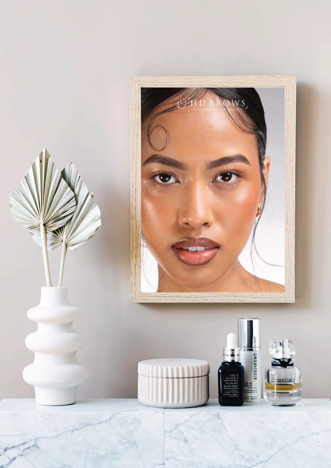 Цифровой HD-постер "Брови", вариант файла 1