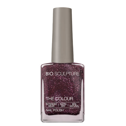 Berry Night Sky Nail Polish – Bio Sculpture Produktflasche; Farbton ein sattes, weinartig dunkles Beerenrot mit seidigem Sternenschimmer