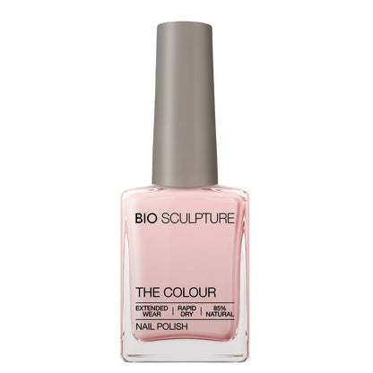 Blushed Silence Nail Polish – Bio Sculpture Produktflasche; Farbton ein weiches, pudriges Blush-Rosa mit zurückhaltender, leicht transparenter Wirkung