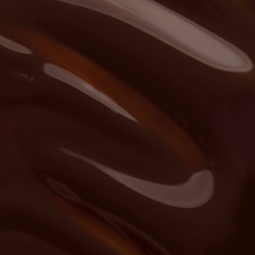 BIOGEL 0347 Decadent Cocoa – Nahaufnahme der glatten dunkelbraunen Textur