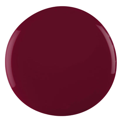 Thornberry Nail Polish – Farbwirkung auf lackierten Nägeln; Farbton ein tiefes Burgunderrot mit satter Beeren-Pflaumen-Wirkung