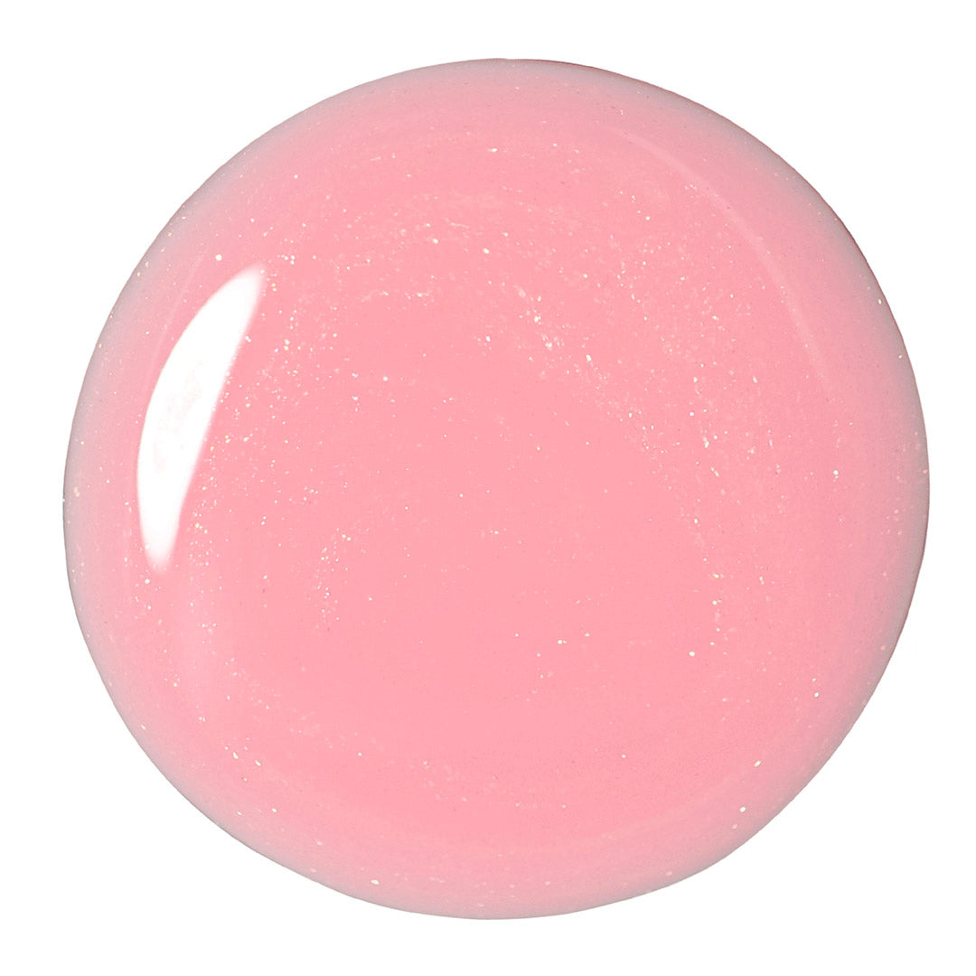 Baby Heart Confetti Nail Polish – Farbwirkung auf lackierten Nägeln; Farbton ein transparentes Babyrosa mit zartem Schimmer