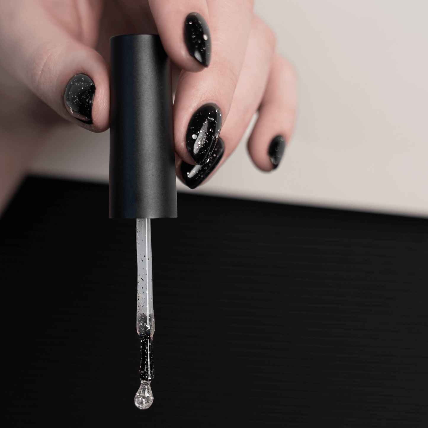 Silver Glitz Gloss Top Coat – Detailansicht
