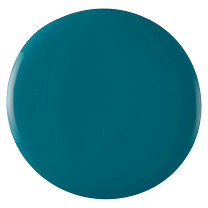 Lake Louise Nail Polish – Farbwirkung auf lackierten Nägeln; Farbton ein sattes, tiefes Aquamarin in Blaugrün