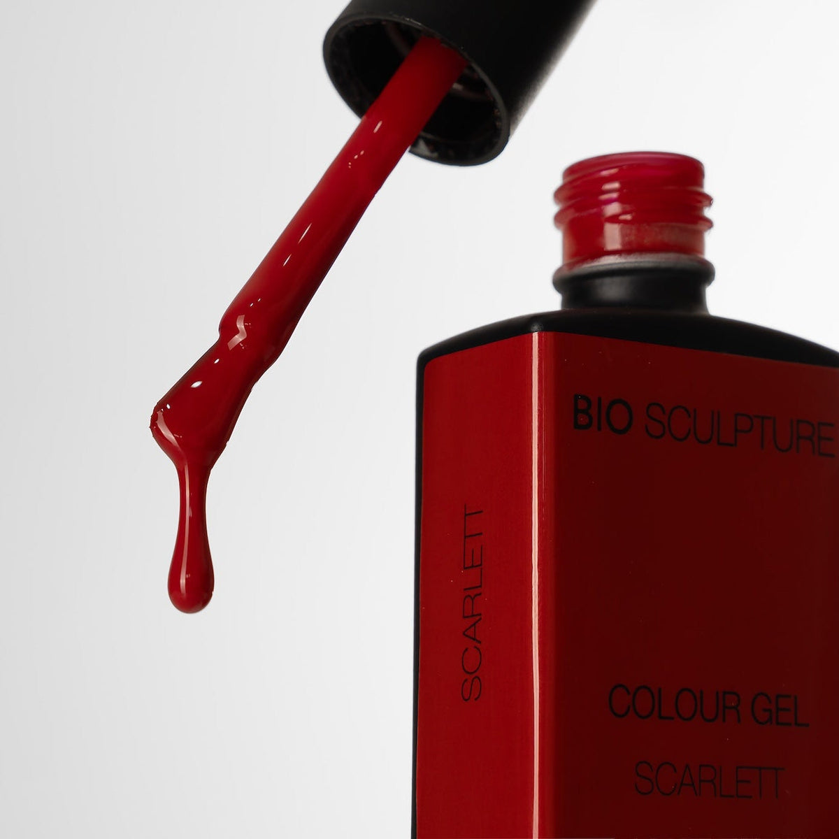 017 Scarlett – Maniküre und Anwendung